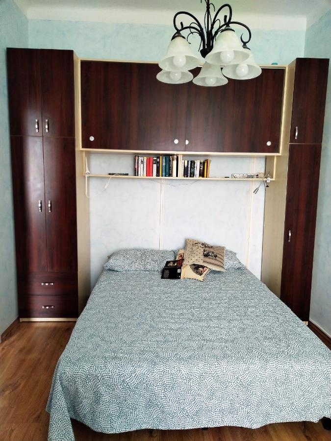 Studio Apartments Dalla Nonna Ровин Екстериор снимка