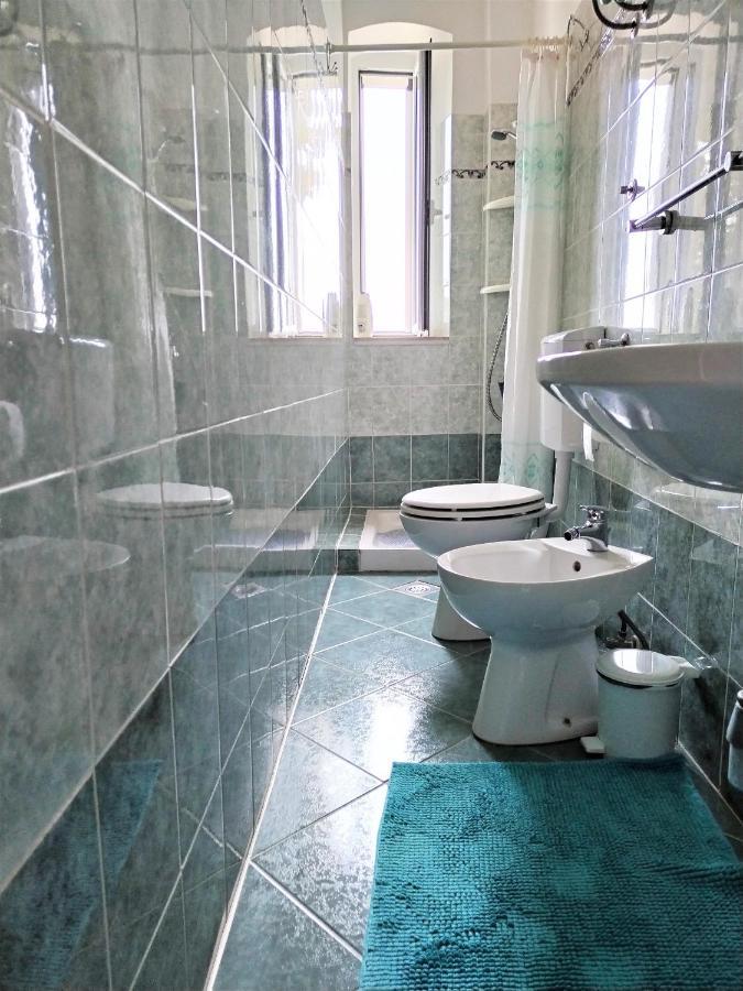 Studio Apartments Dalla Nonna Ровин Екстериор снимка